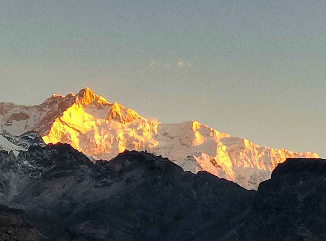 Dzongri Top, West Sikkim, Sikkim - Vushii.com Dzongri Top, West Sikkim, Sikkim - Vushii.com